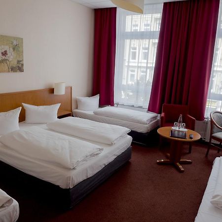 โฮเต็ลเรสซิเด้นซ์แอมฮอพบานอห์ฟ Hotel ฮัมบูร์ก ภายนอก รูปภาพ