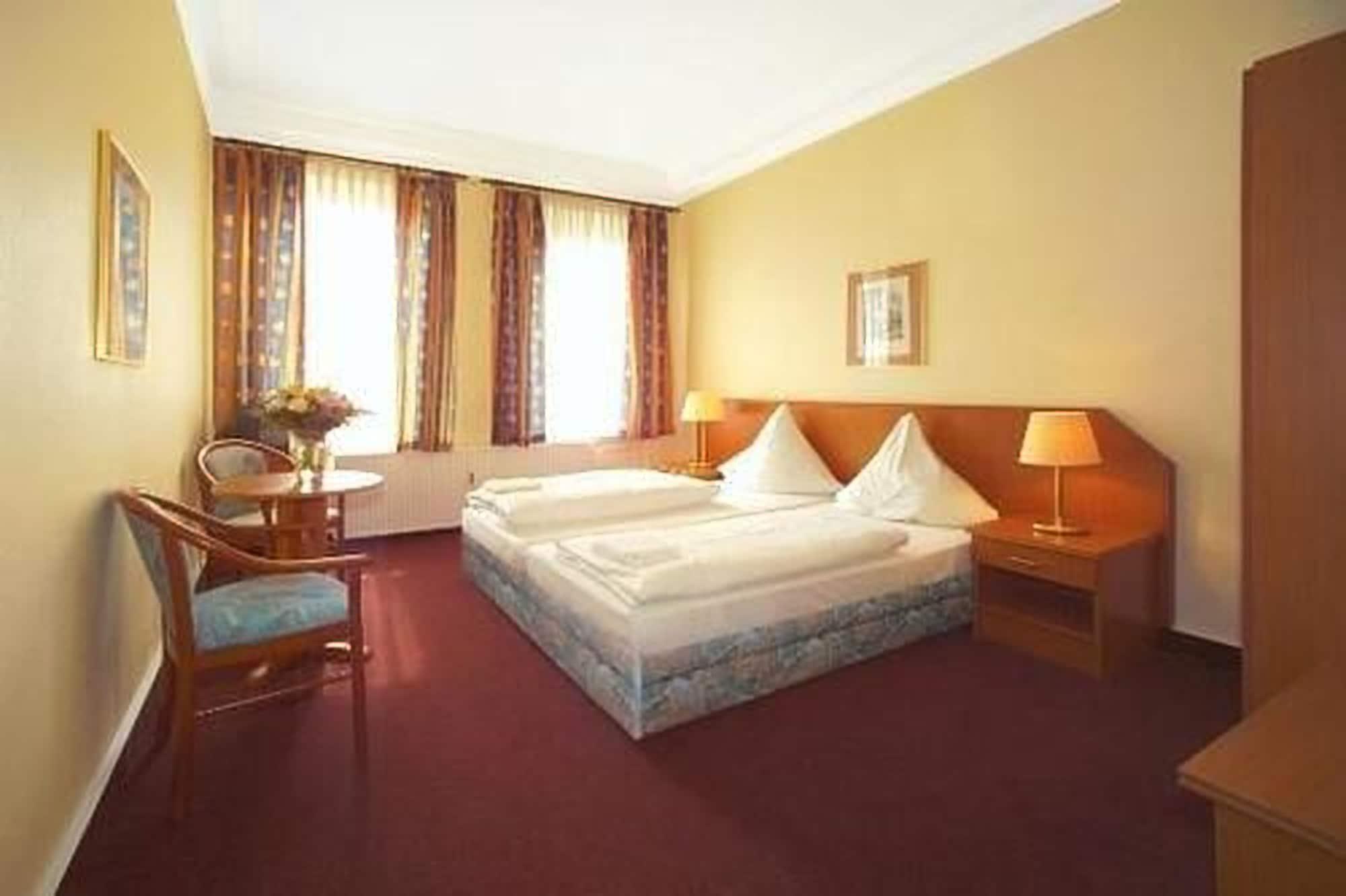 โฮเต็ลเรสซิเด้นซ์แอมฮอพบานอห์ฟ Hotel ฮัมบูร์ก ห้อง รูปภาพ