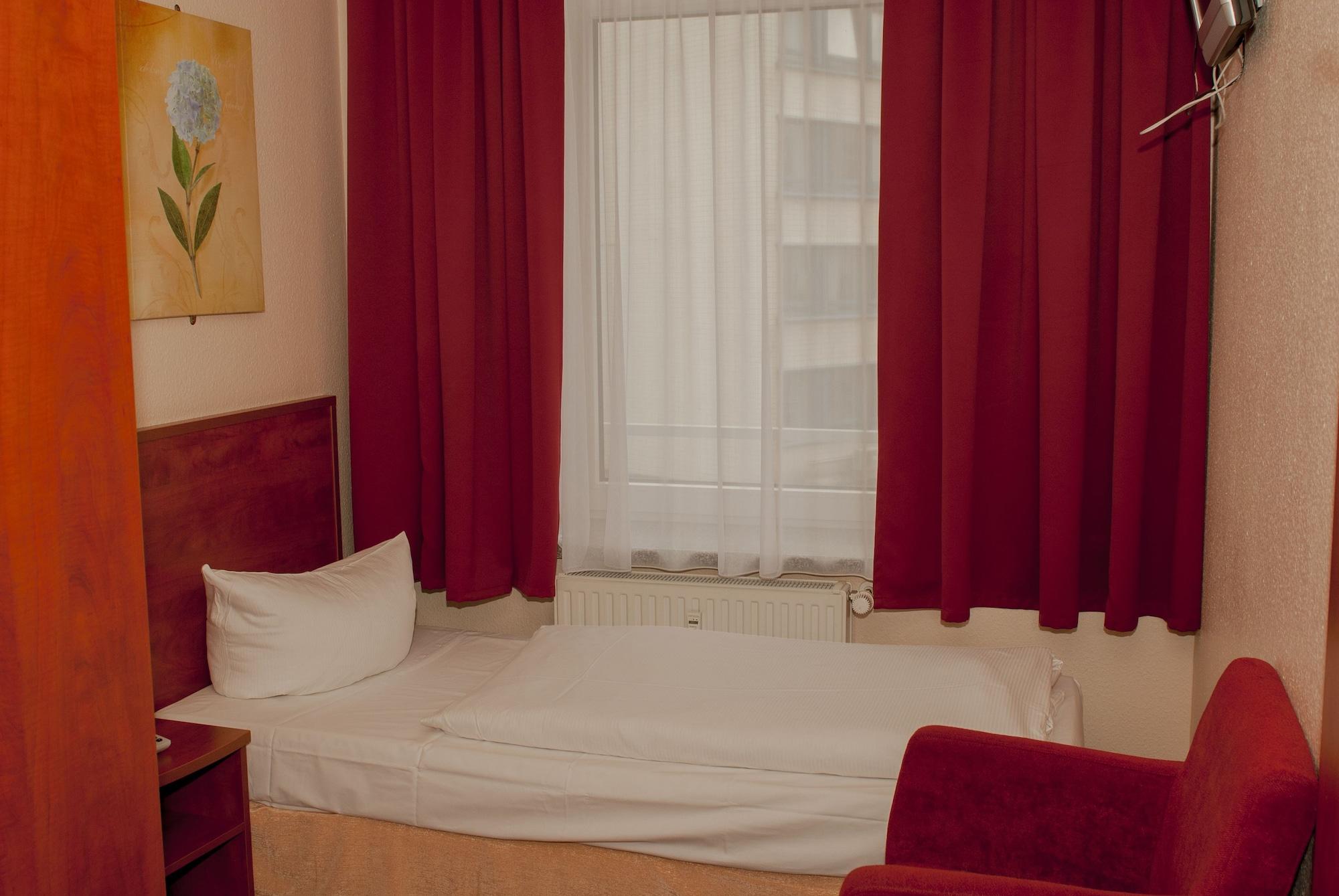 โฮเต็ลเรสซิเด้นซ์แอมฮอพบานอห์ฟ Hotel ฮัมบูร์ก ภายนอก รูปภาพ