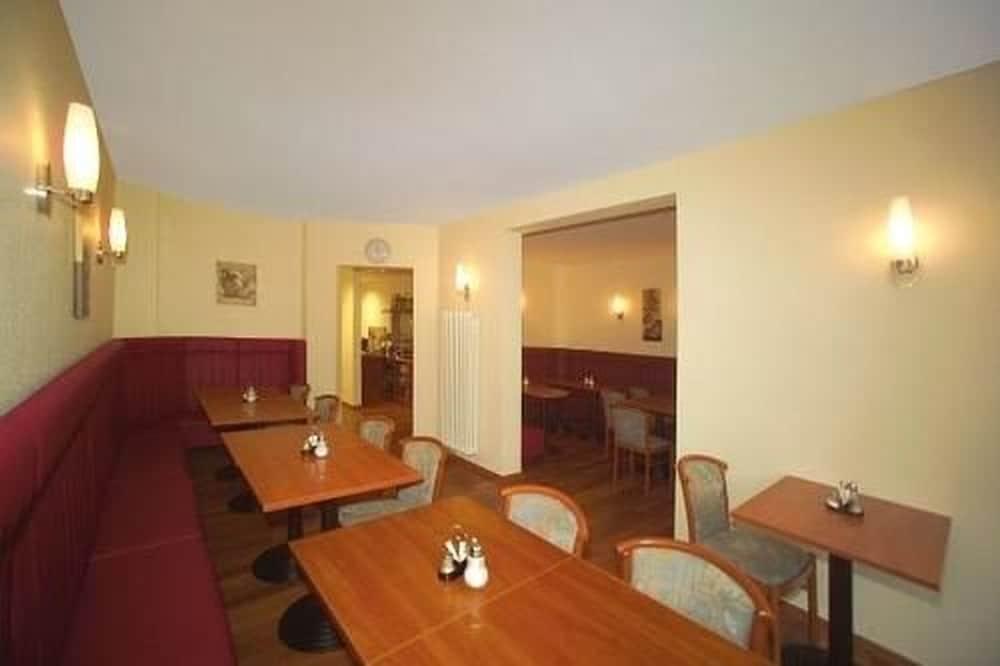 โฮเต็ลเรสซิเด้นซ์แอมฮอพบานอห์ฟ Hotel ฮัมบูร์ก ภายนอก รูปภาพ